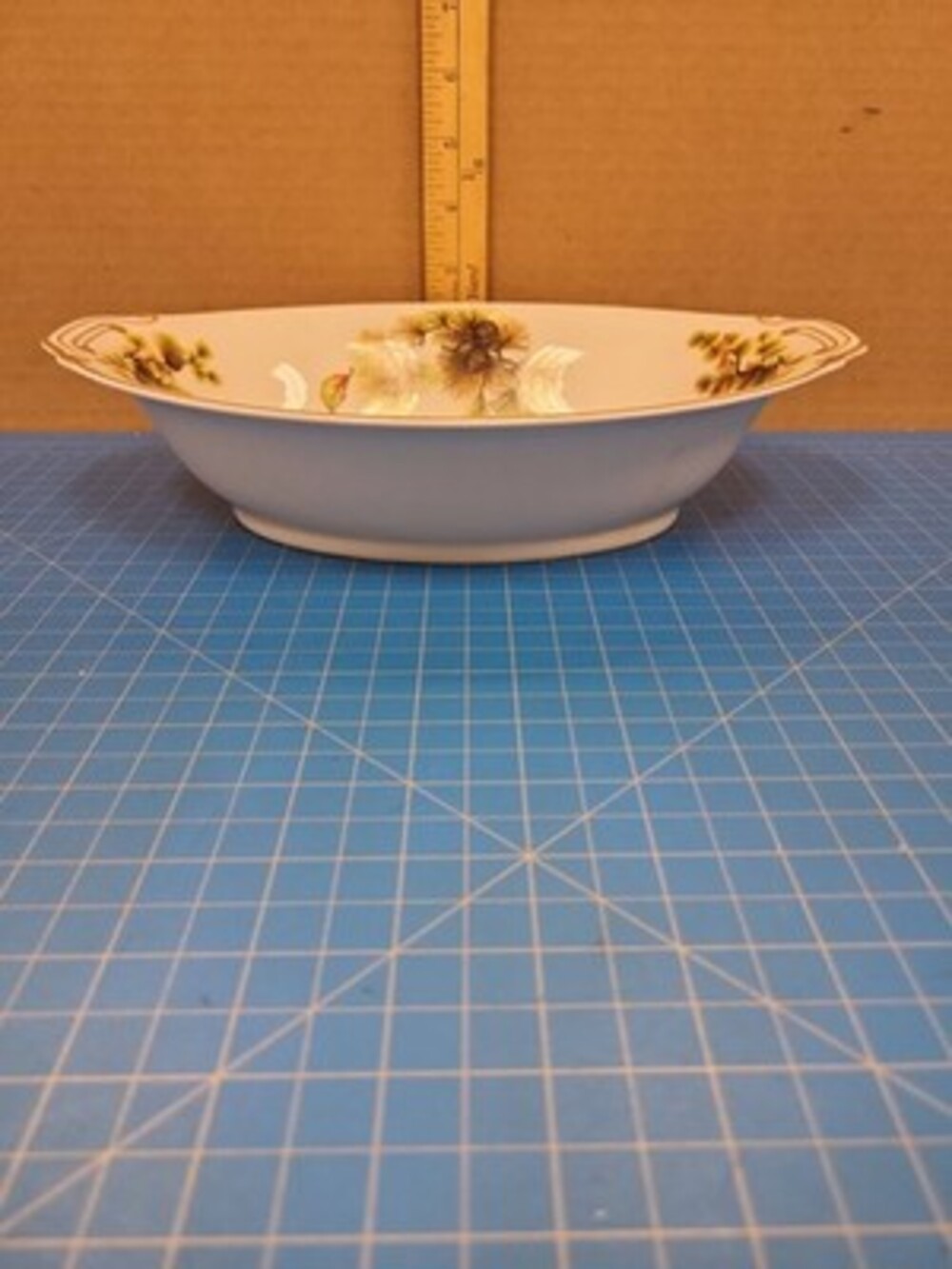 Meiyo China Oval Bowl Vintage Pine Cone Design Japan Serving Dish Decor